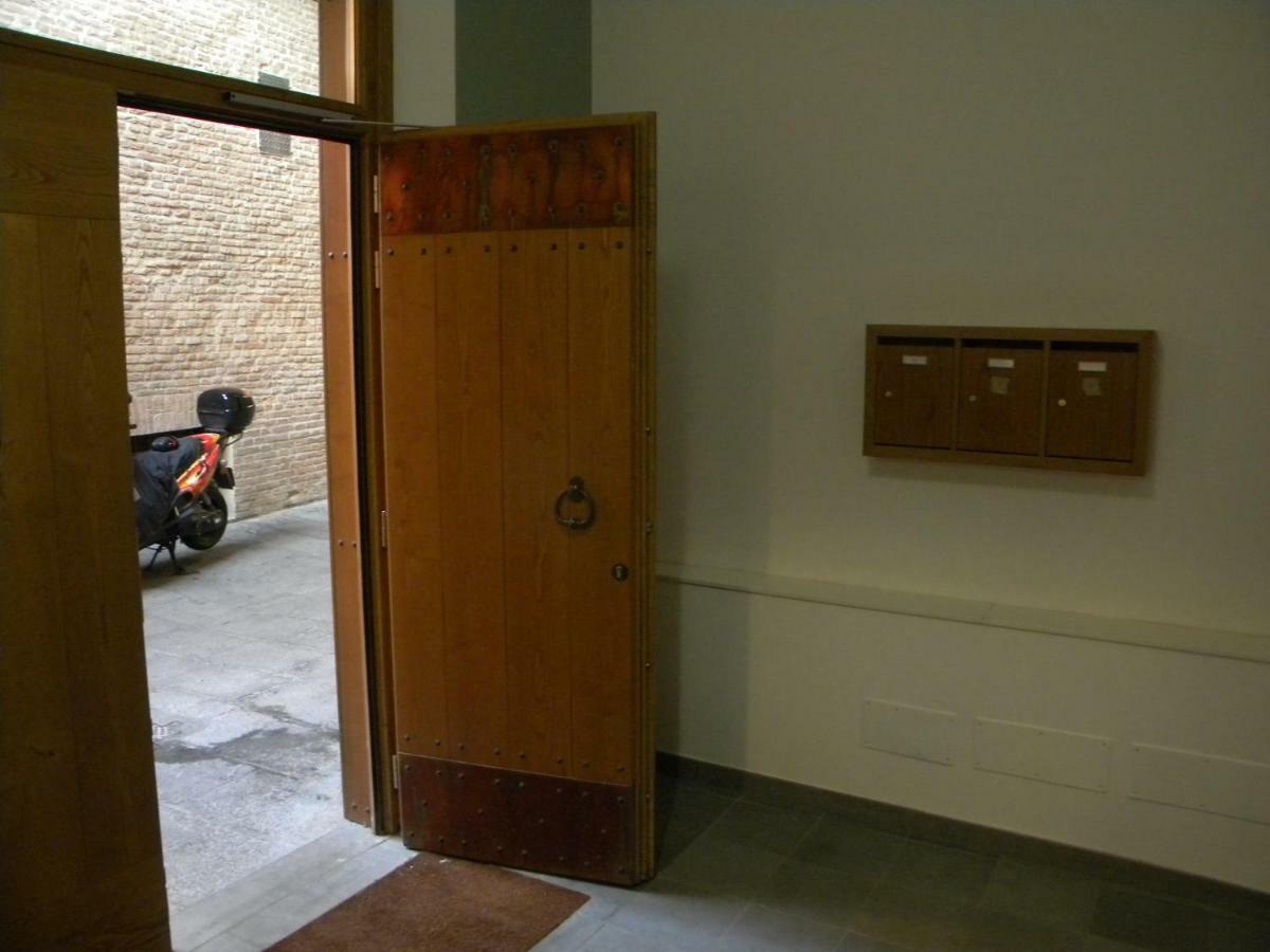 Bologna House Tubertini Apartment Bagian luar foto